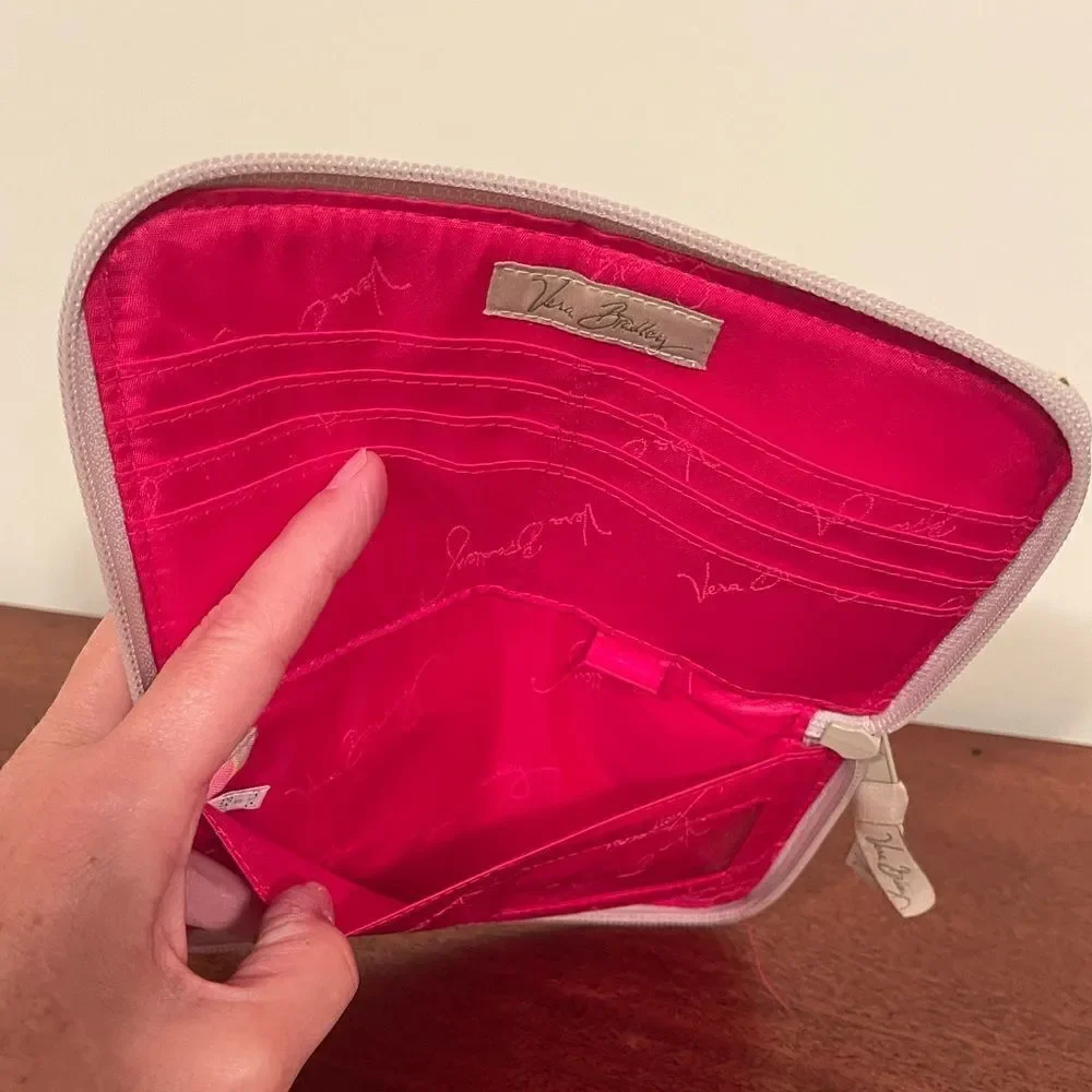 Vera Bradley Zip Around Wallet Make Me Blush NWOT